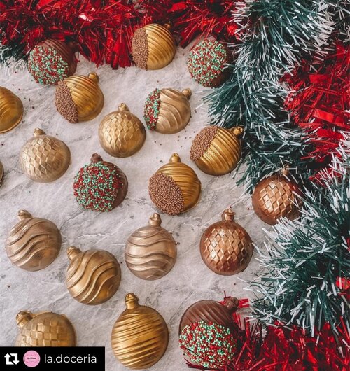 3 Part Christmas Cocoa Bomb Mold 3