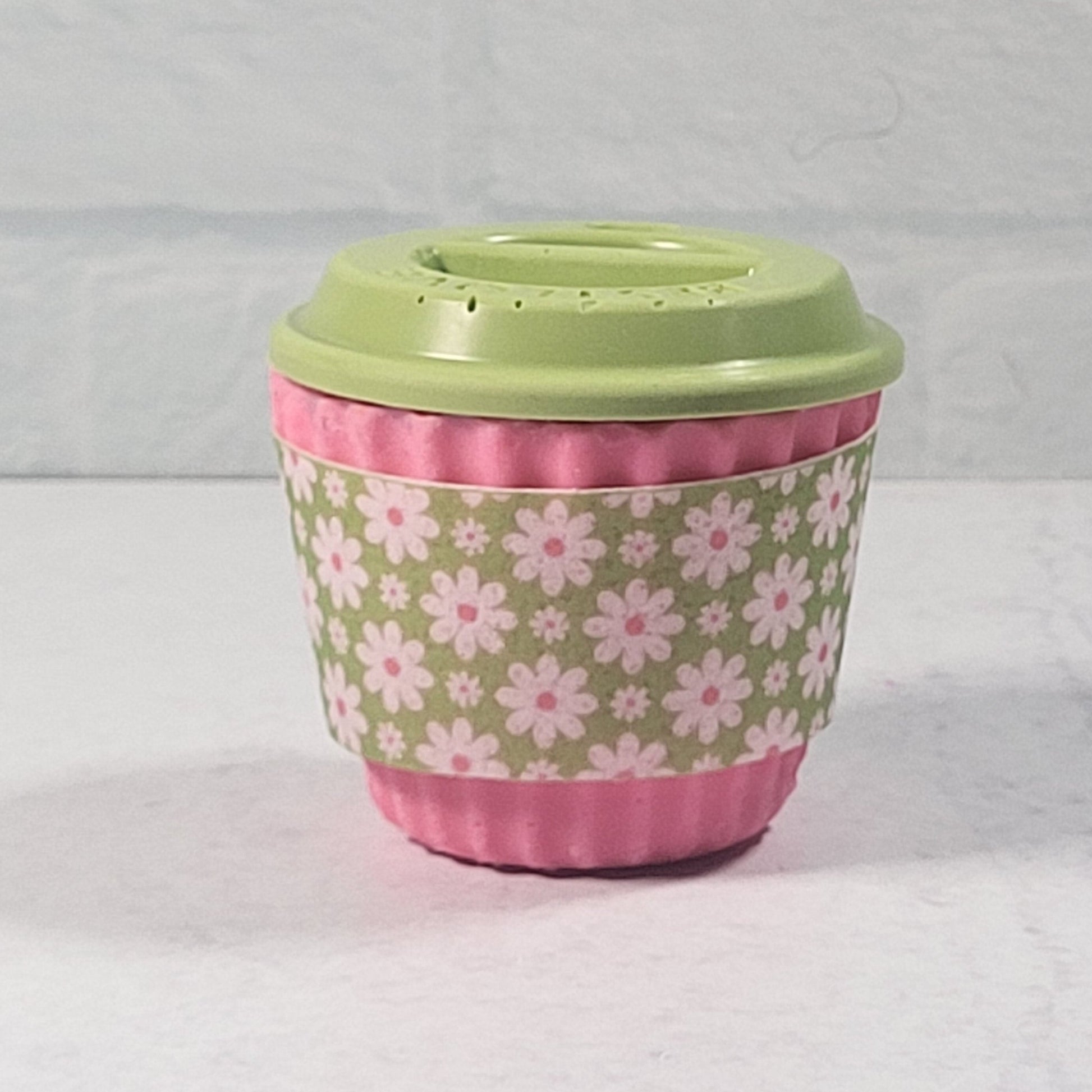 Daisies Daisies Coffee Cup Wrap