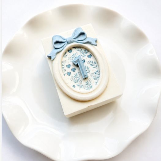 Vintage oval Frame with Bow Silicone Mold  1