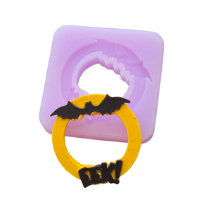 Eek - Bat Round Silicone Mold Frame