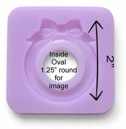 Vintage Round Mold with Bow 3